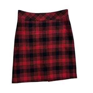 Women L.L. Bean Favorite Fit Plaid Skirt Red Black Size 12 Lined Wool Blend